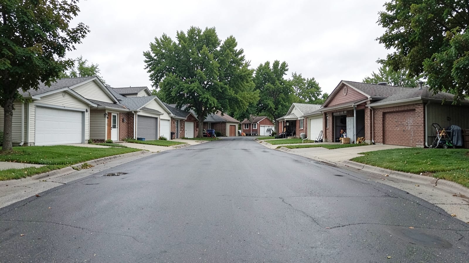 Road Tar Removal in Dilworth, MN