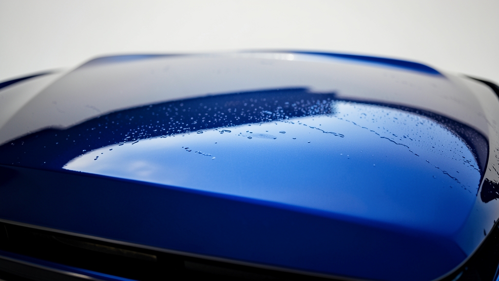 Ceramic Coating vs. Sealants: Which Delivers the Best Gloss for Fort Myers Cars in Ceramic Coating Fort Myers