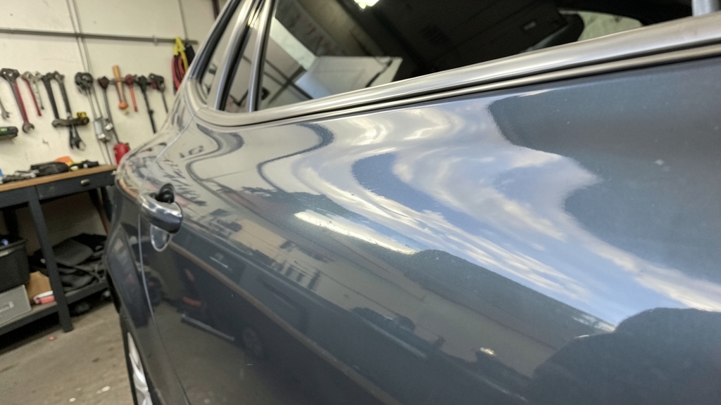 How to Choose the Right Ceramic Coating for Roseville’s